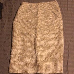 Wool skirt with lining